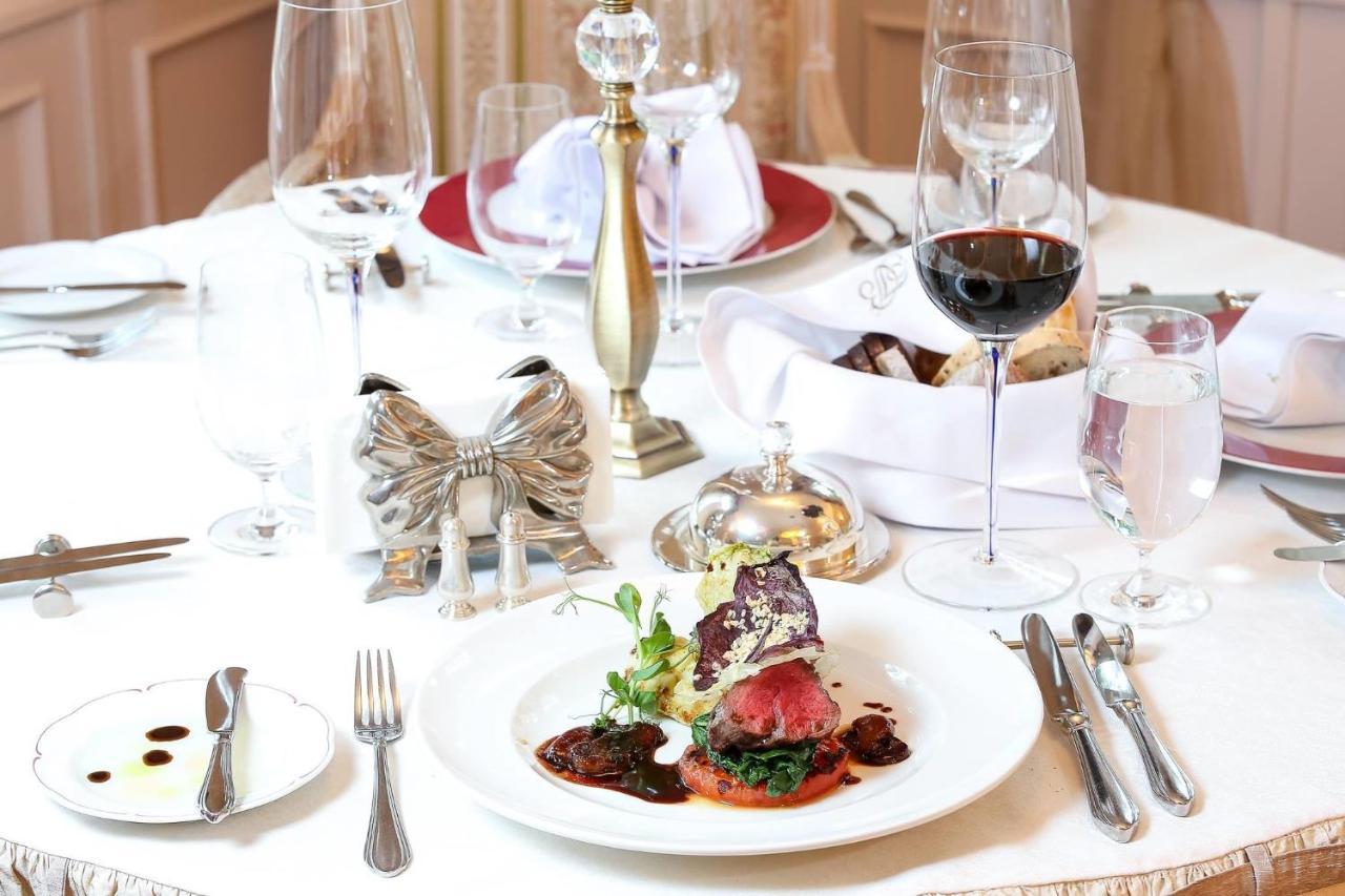 Jūrkalne Tb Palace Hotel & Spa מראה חיצוני תמונה