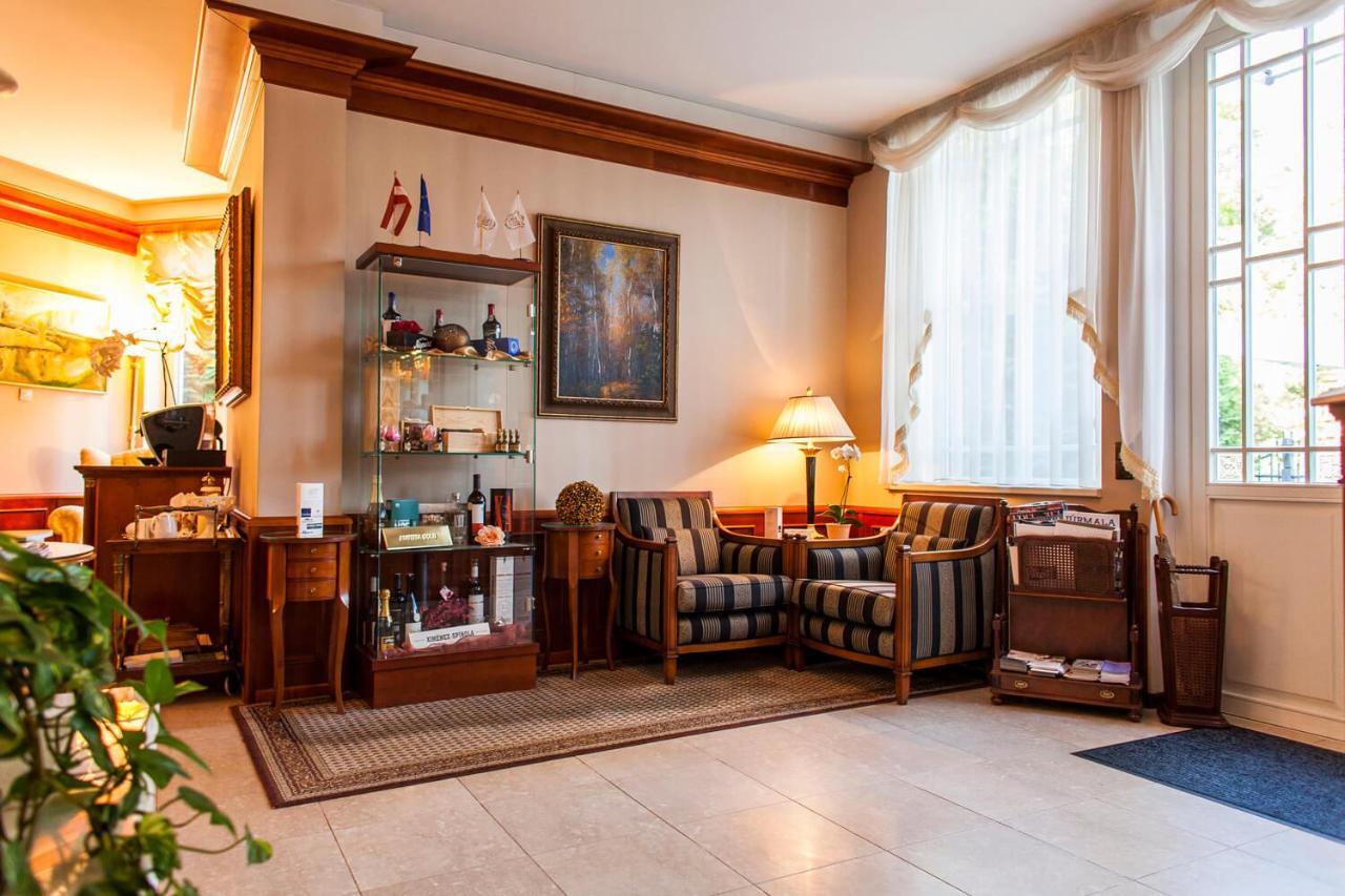 Jūrkalne Tb Palace Hotel & Spa מראה חיצוני תמונה